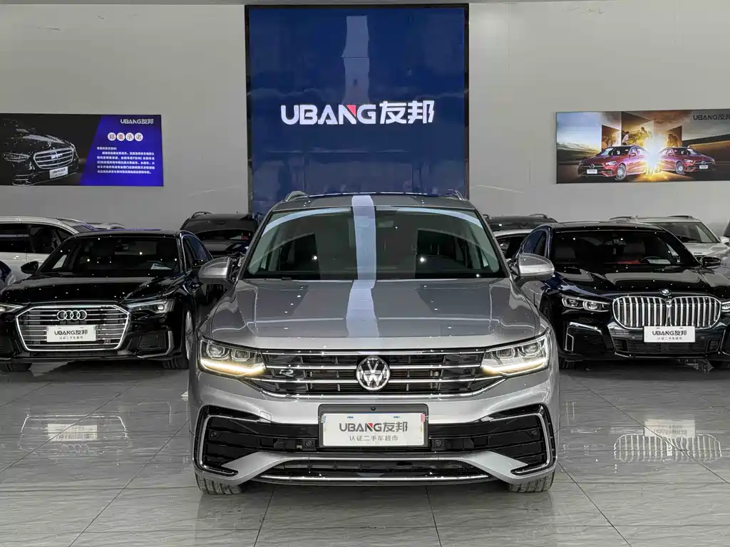 Volkswagen Tiguan L L 2022 330TSI AT R-Line