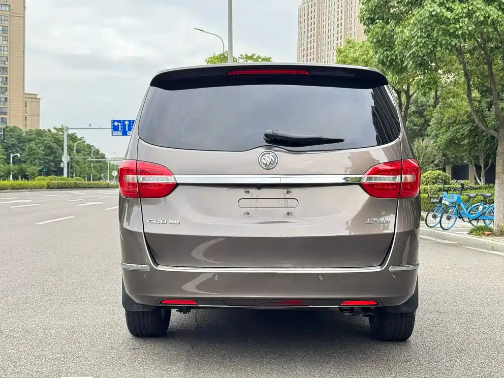 Buick GL8 2017 25S Luxury V
