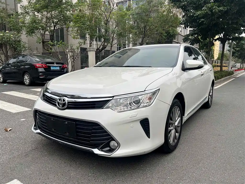 Toyota Camry 2017
