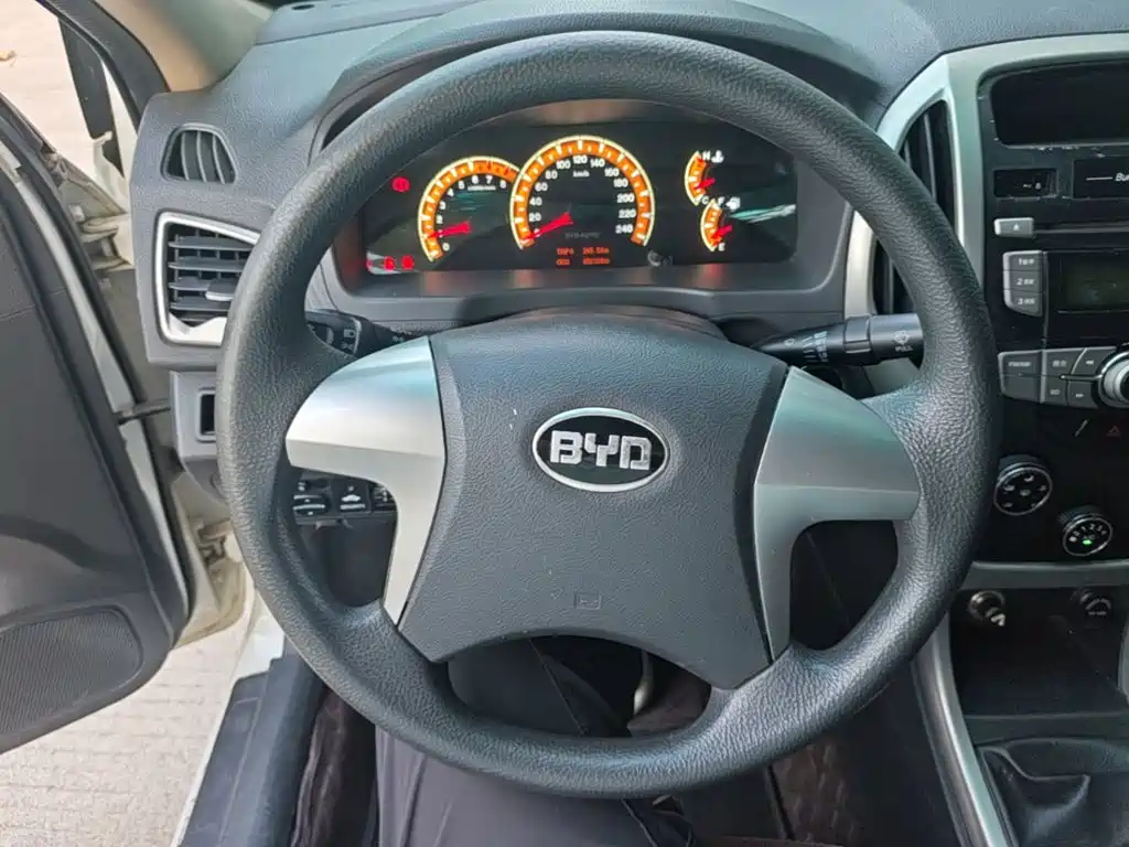 BYD F3 — миниатюра 11