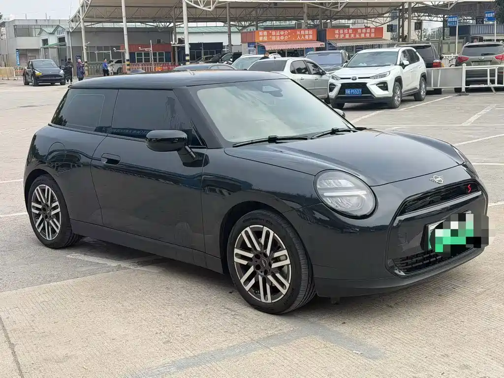 MINI MINI COOPER EV — миниатюра 3