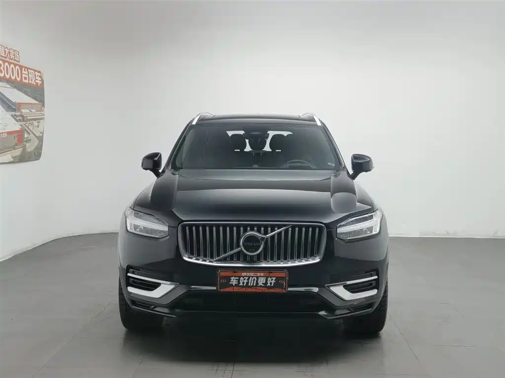 Volvo XC90 2023 T8 RECHARGE Luxury 7 мест