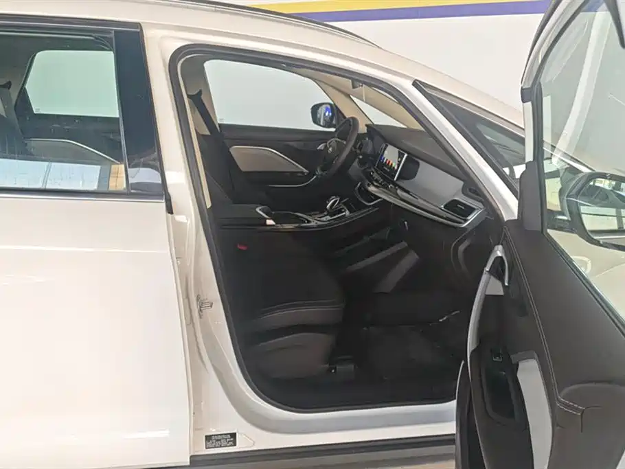 GEELY AUTOMOBILE JIAJIE