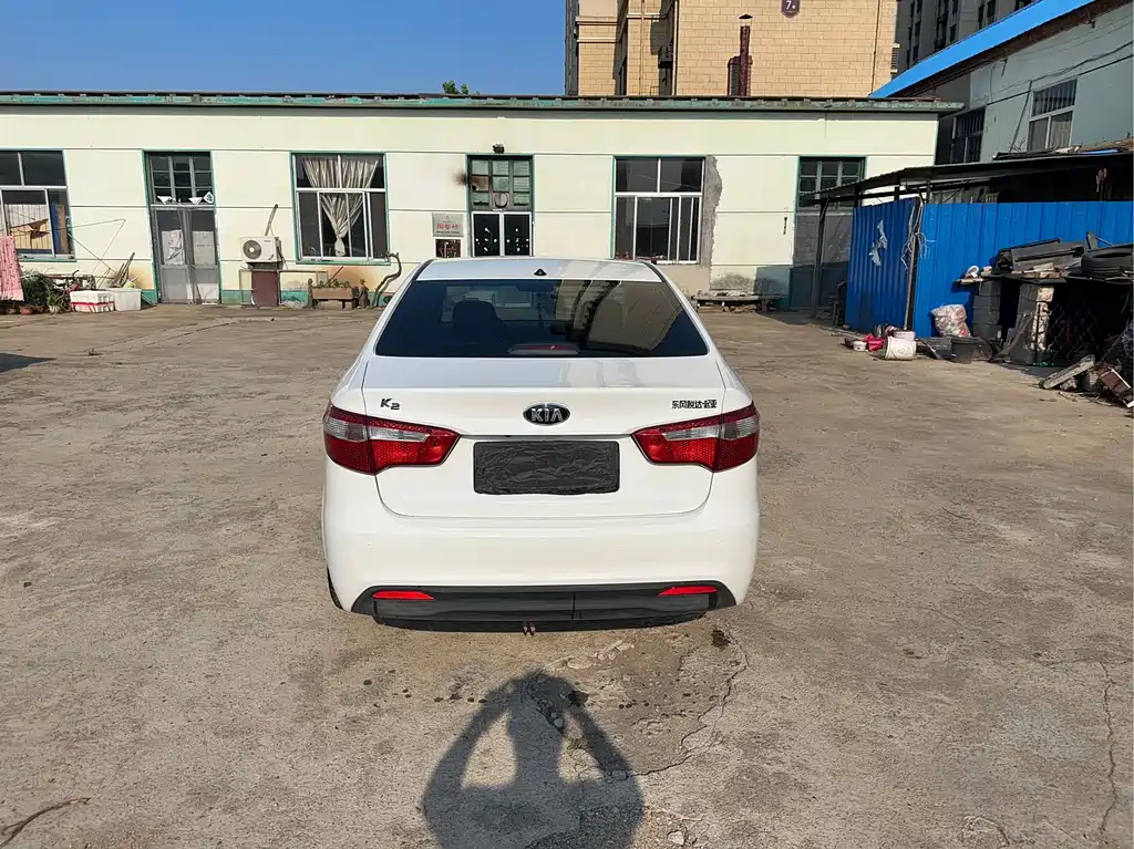 Kia K2 2012 1.4L MT GLS