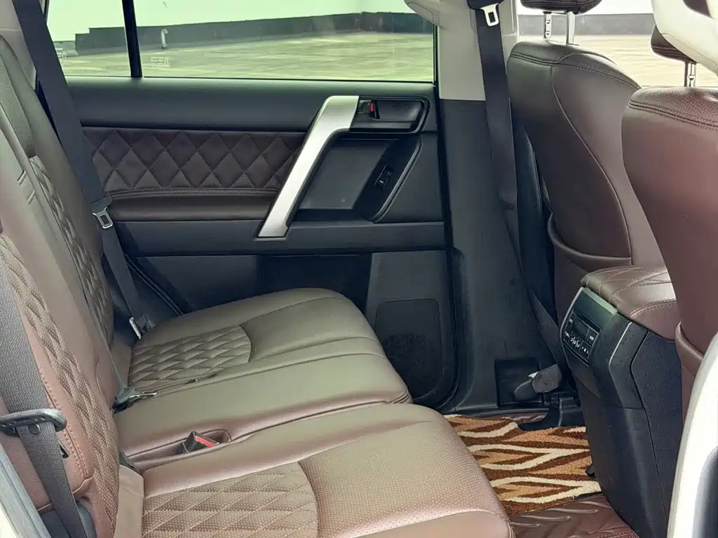 Toyota Land Cruiser Prado 2020 3.0L