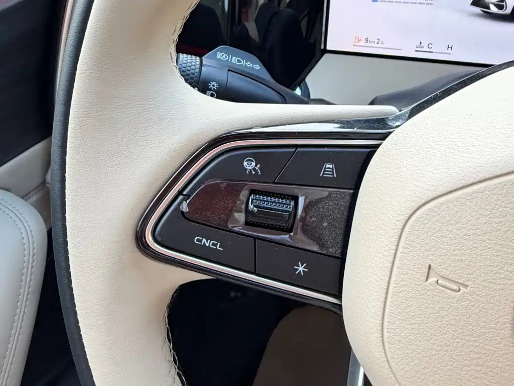 Geely Xingyue L — миниатюра 14