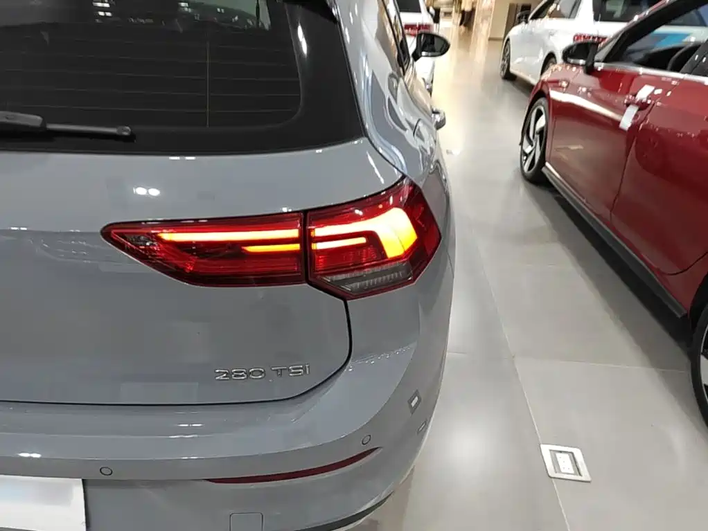 Volkswagen Golf — миниатюра 8