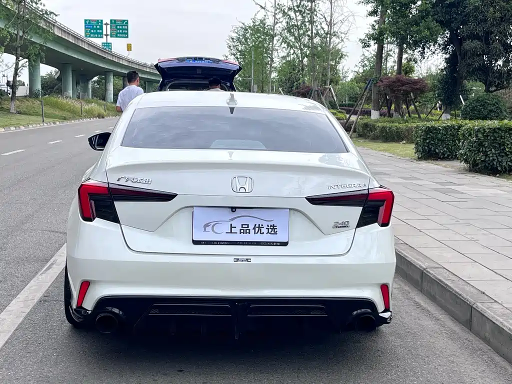 Honda Integra 2023 240TURBO MT