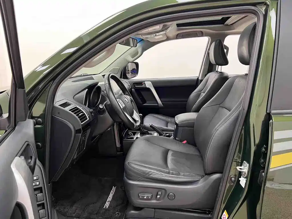 Toyota Prado — миниатюра 12