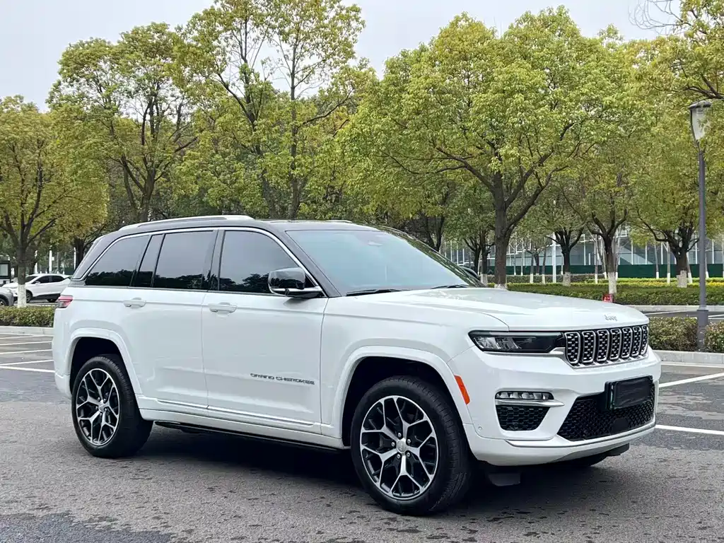 JEEP GRAND CHEROKEE 4XE