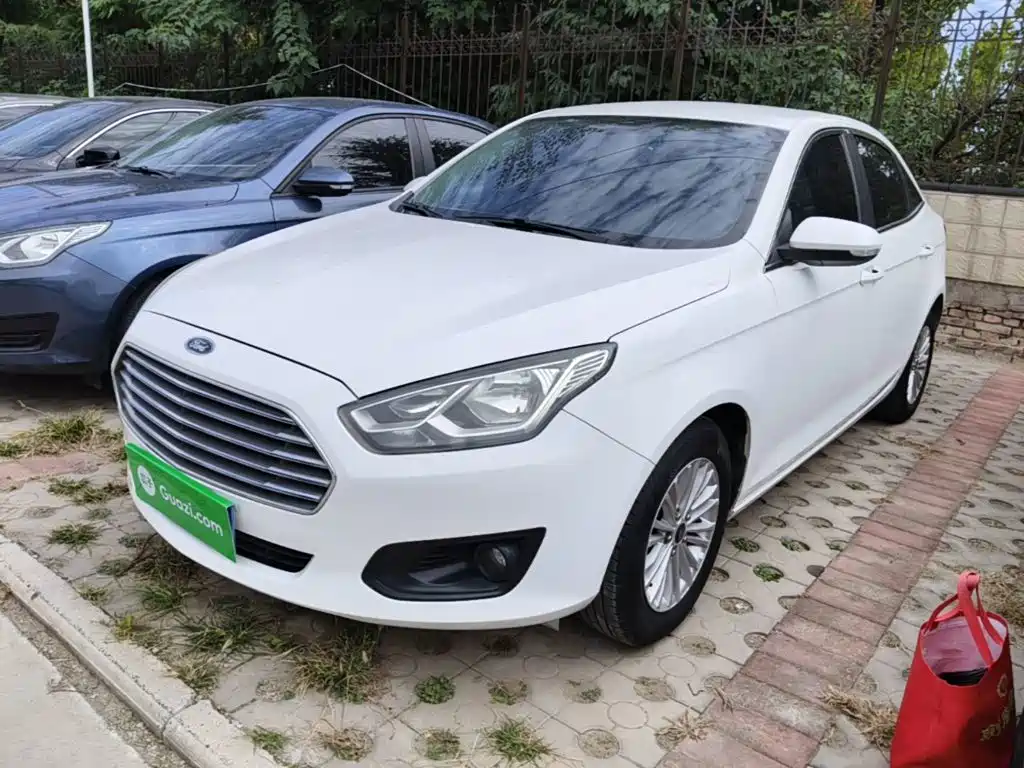 Ford Escort — миниатюра 2