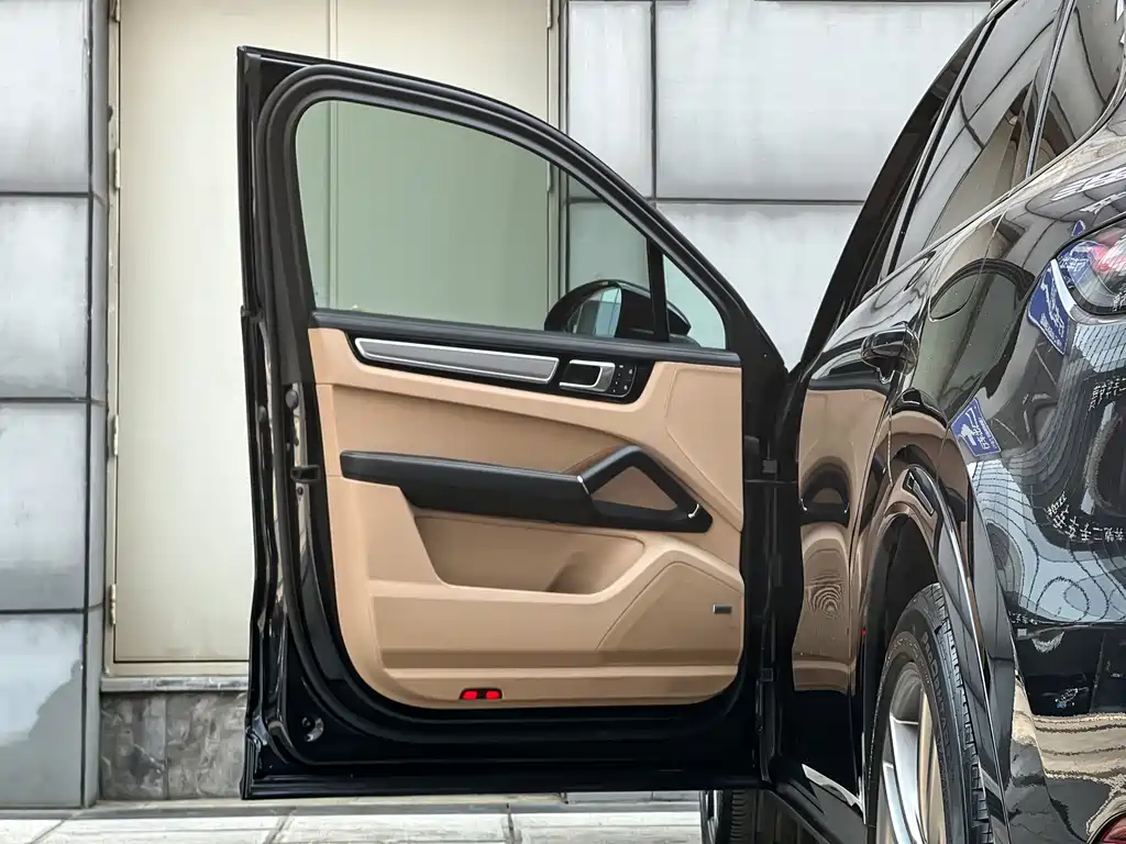Porsche Cayenne 2023 Cayenne E-Hybrid 2.0T