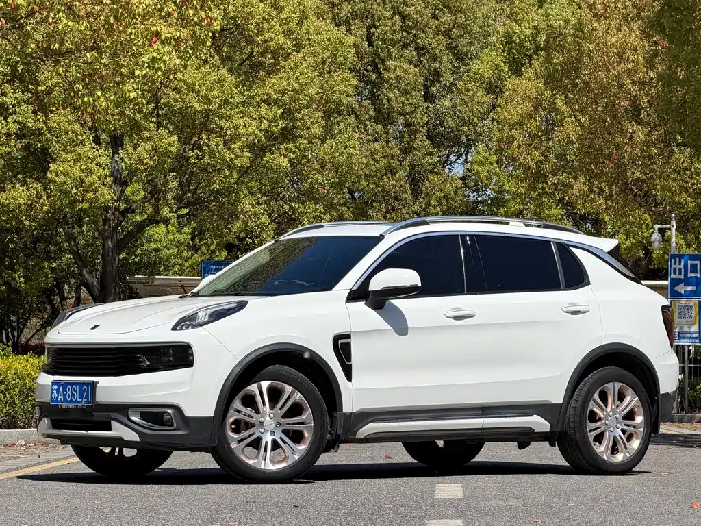 Lynk & Co 01 2018