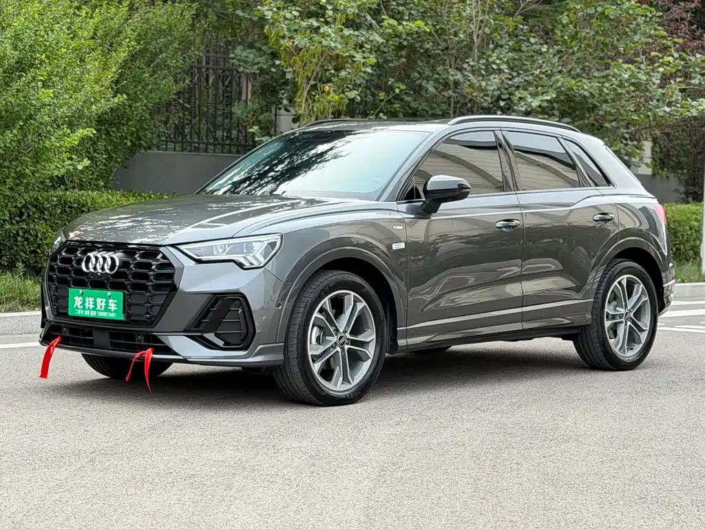 Audi Q3 2023 35 TFSI Fashion (1.4T)
