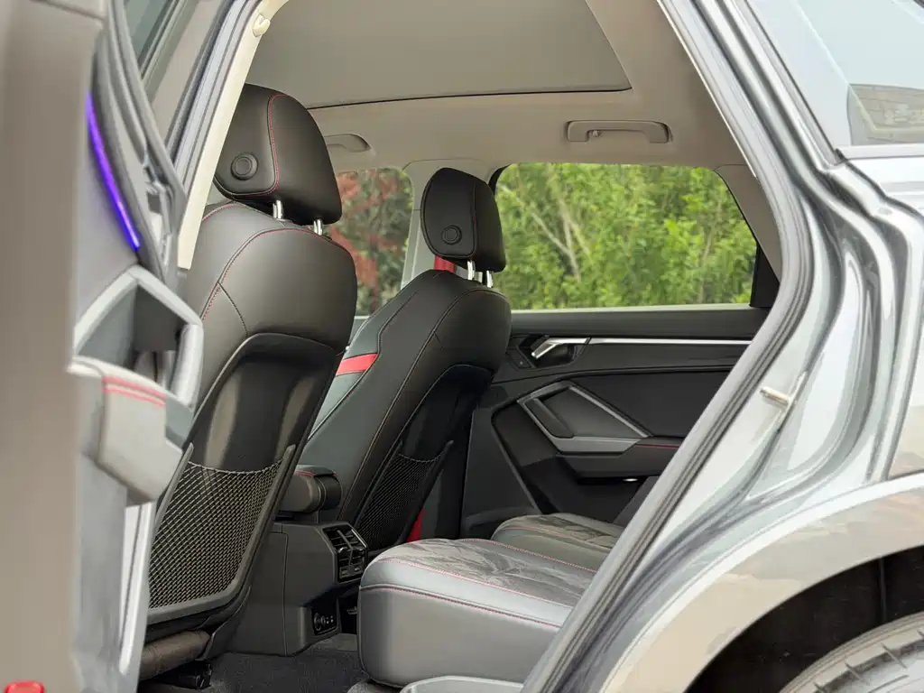 Audi Q3 2023 35 TFSI Fashion (1.4T)
