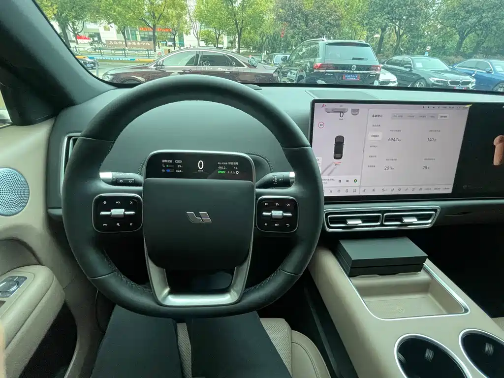 Li Auto IDEAL L6