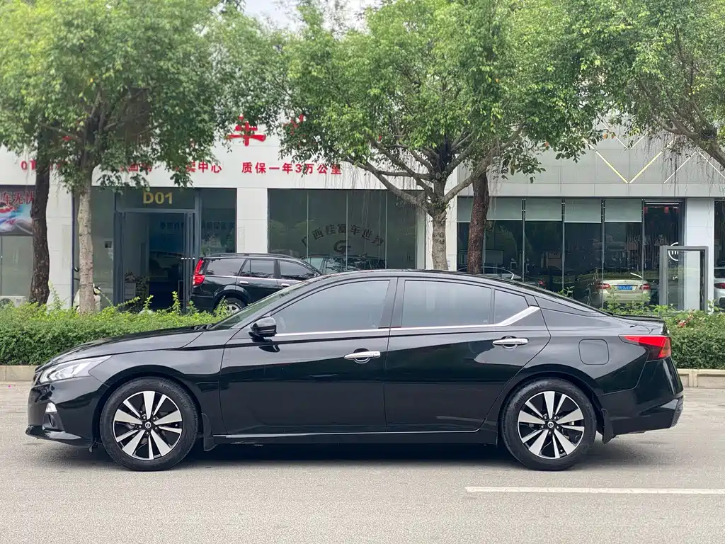 Nissan Altima 2019 2.0T XL Upper Smart
