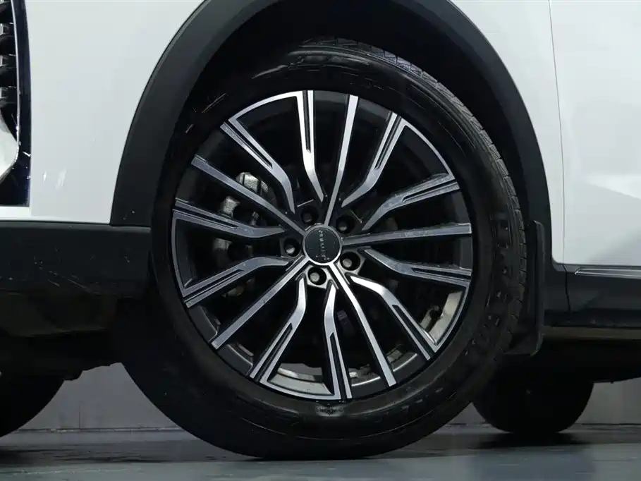 JETOUR X70 PLUS 2023 1.5T DCT Warrior PLUS 5 мест