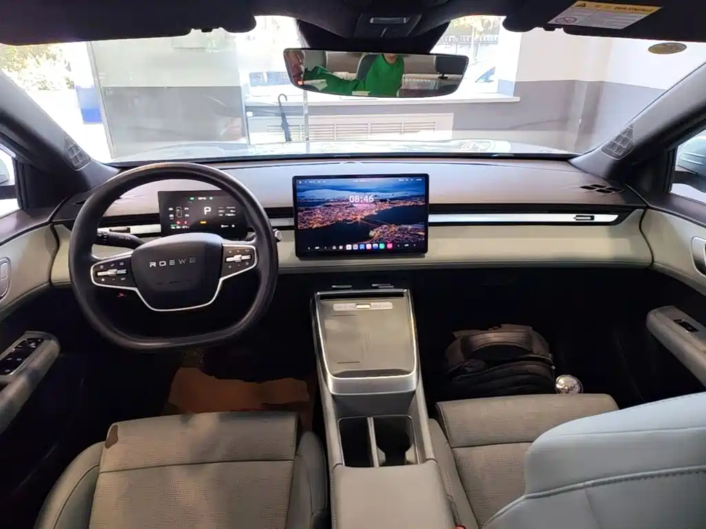 Roewe D6 — миниатюра 10