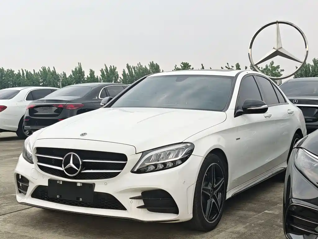 Mercedes-Benz C-Class 2020
