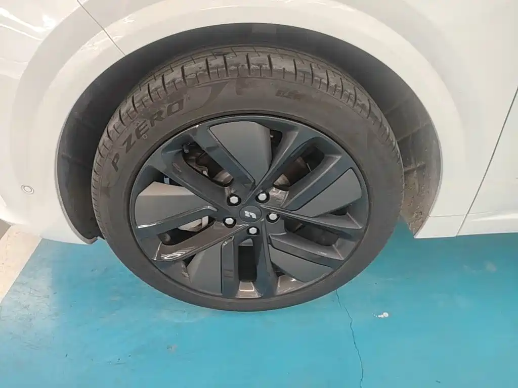 Li Auto Li L6 — миниатюра 23
