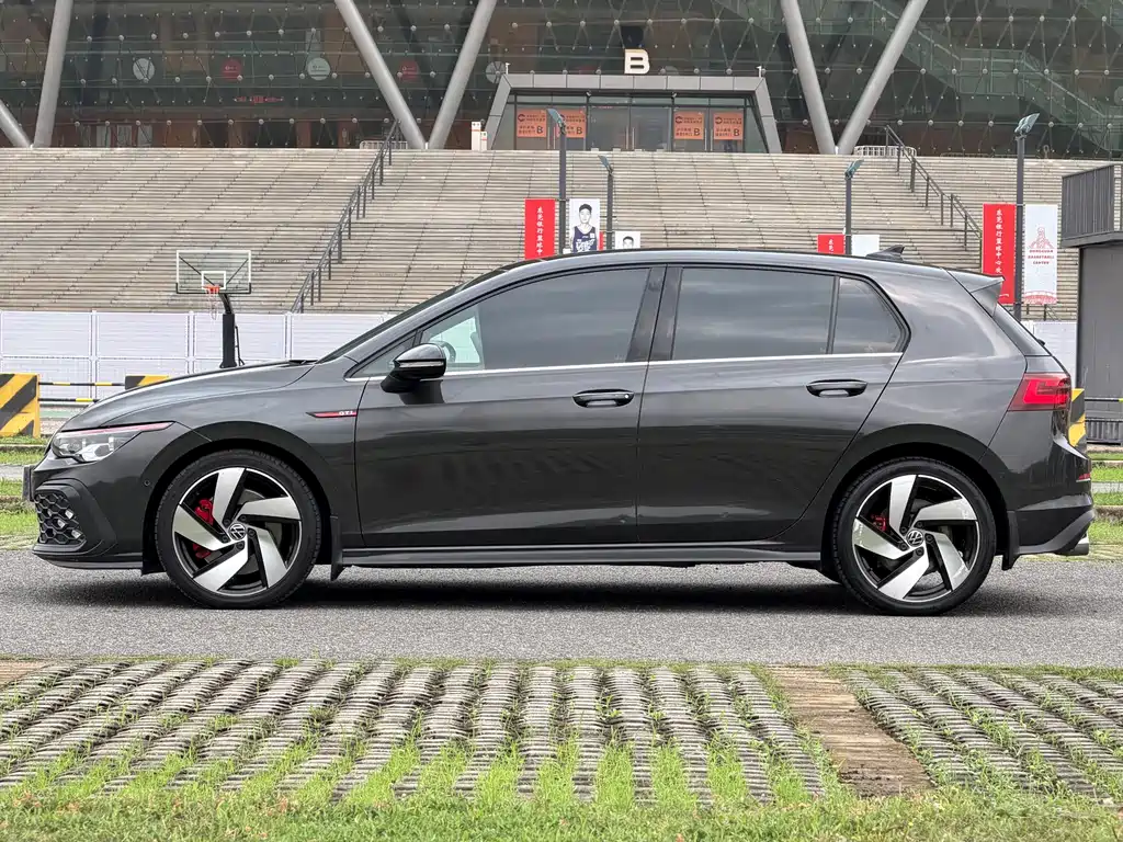 Volkswagen Golf GTI GTI 2023 380TSI DSG GTI