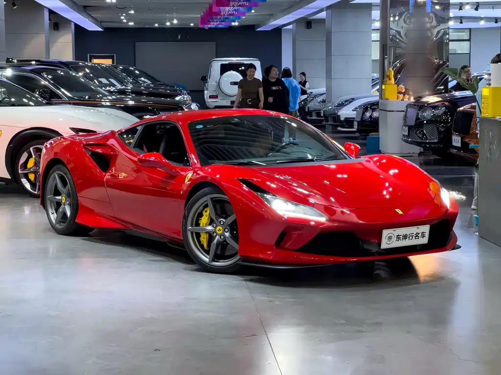 Ferrari F8 2019 Tributo 3.9T V8
