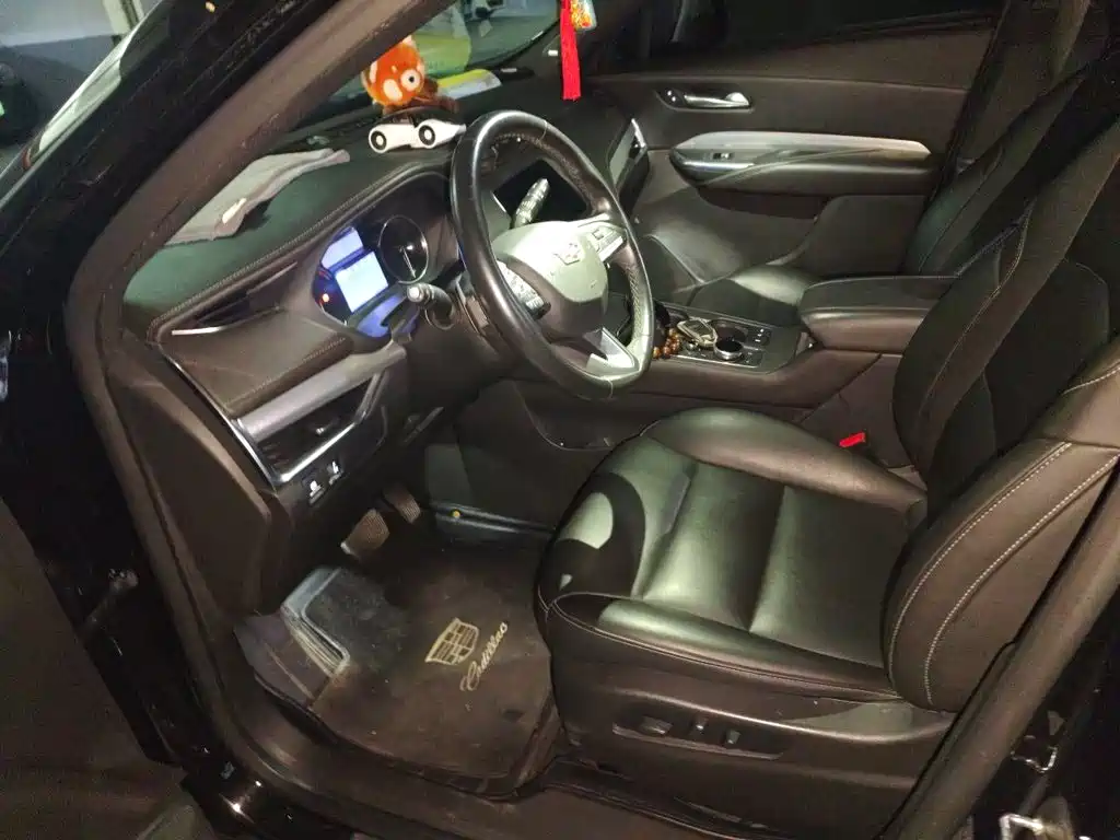 Cadillac XT4 — миниатюра 16