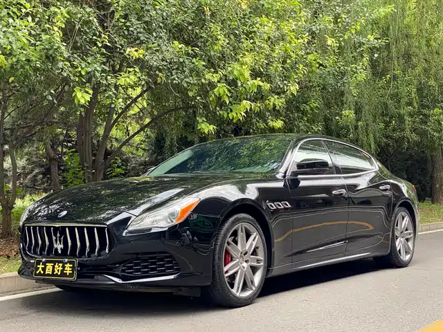Maserati Quattroporte