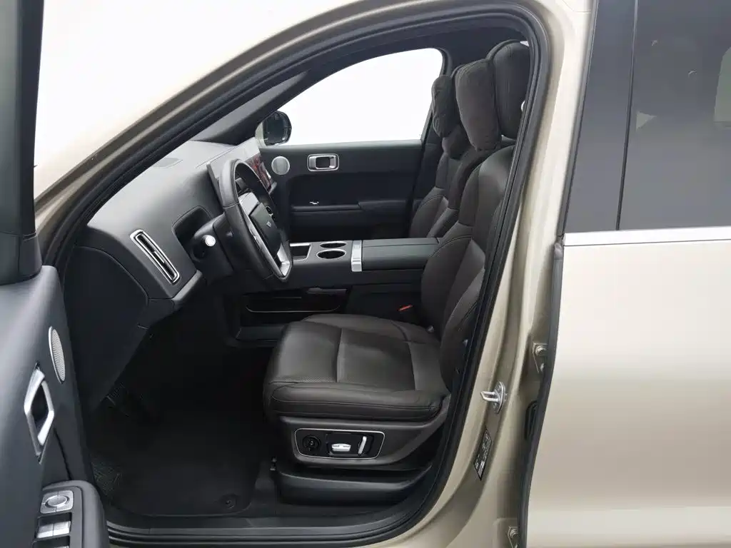 Li Auto Li L8 — миниатюра 10