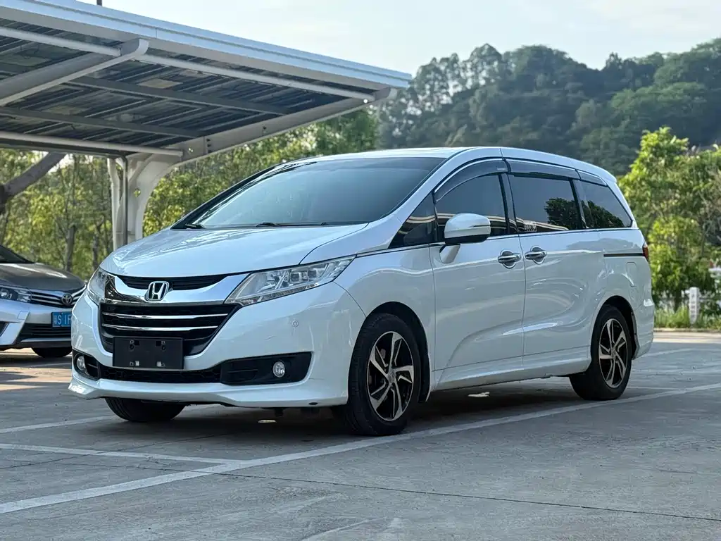 Купить Honda Odyssey