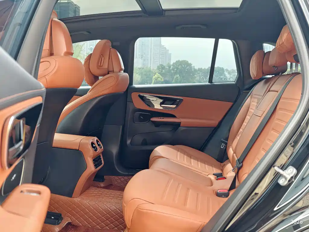 Mercedes-Benz GLC — миниатюра 5