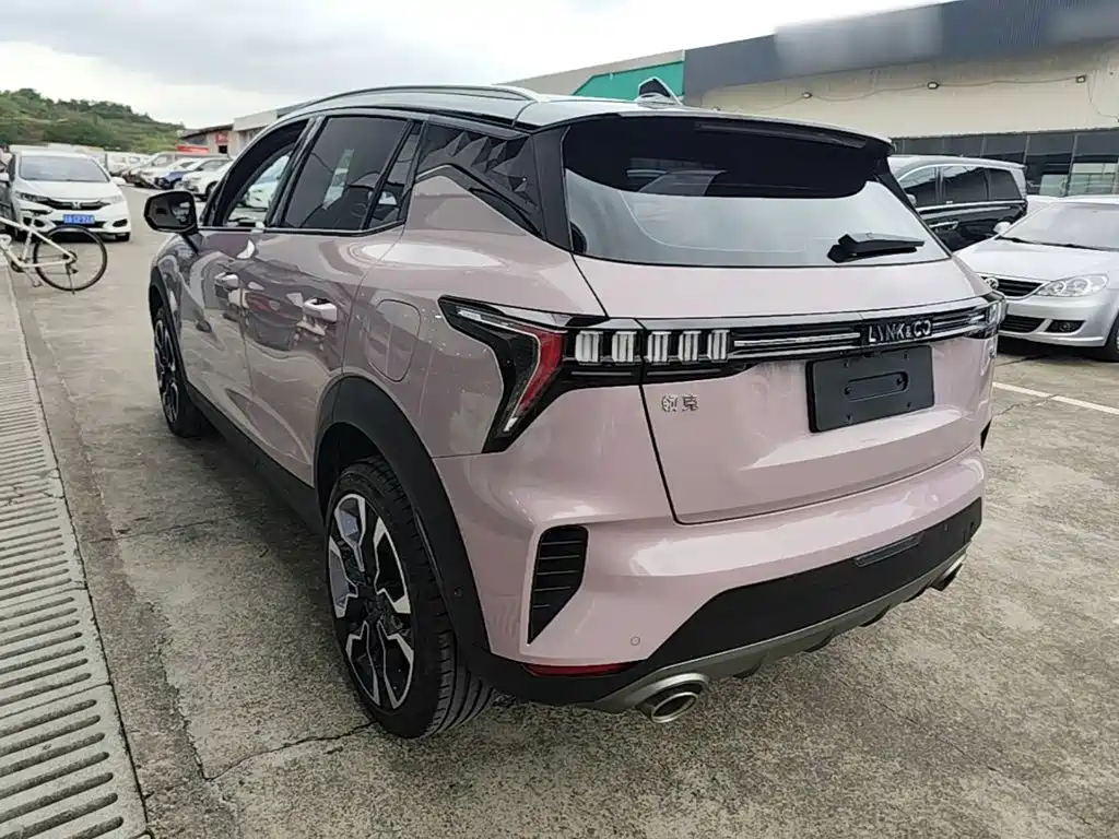 Lynk & Co 06 — миниатюра 5