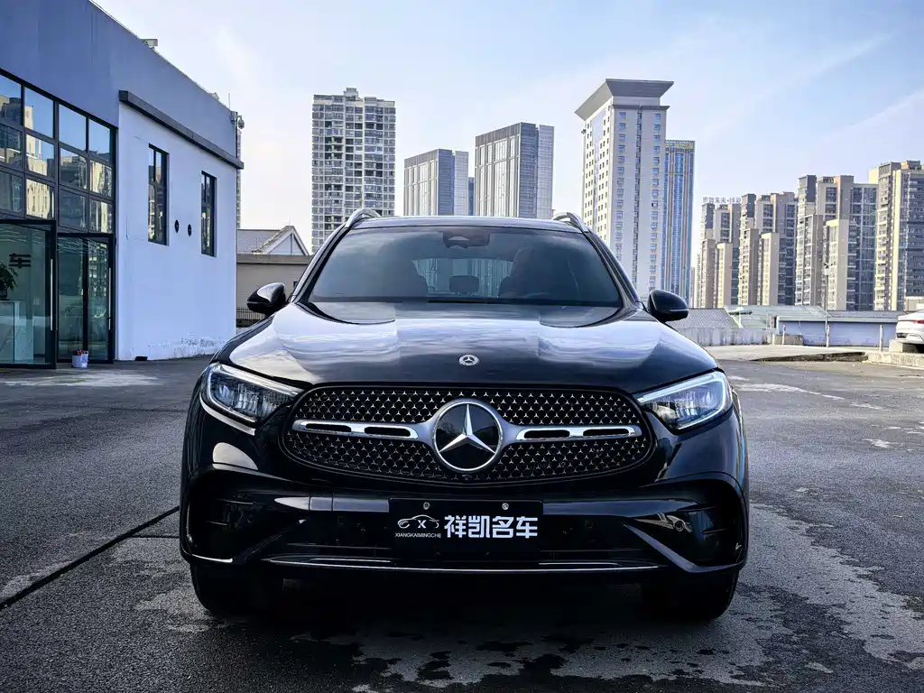 Mercedes-Benz GLC 2025 GLC 300 L 4MATIC 5 мест