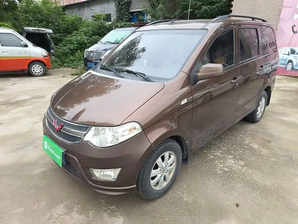 Wuling Hongguang — миниатюра 2