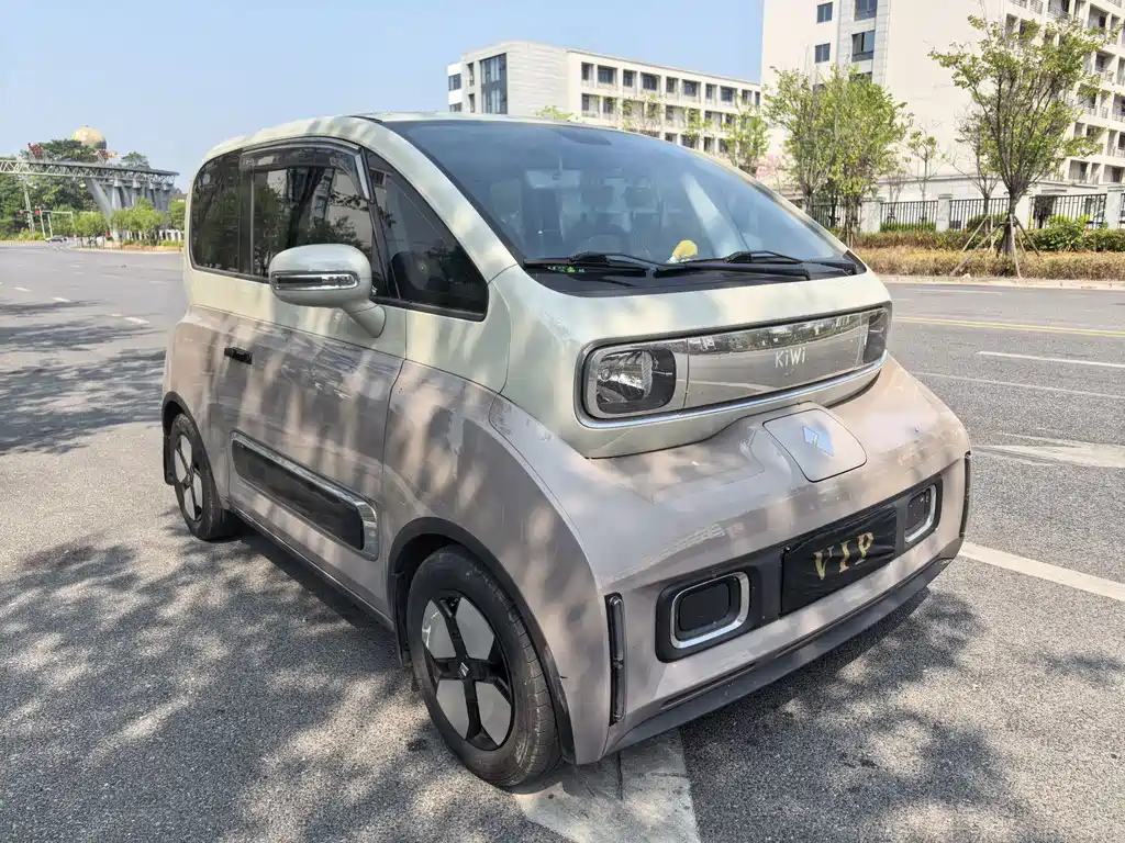Baojun KiWi EV 2023 — фото 3