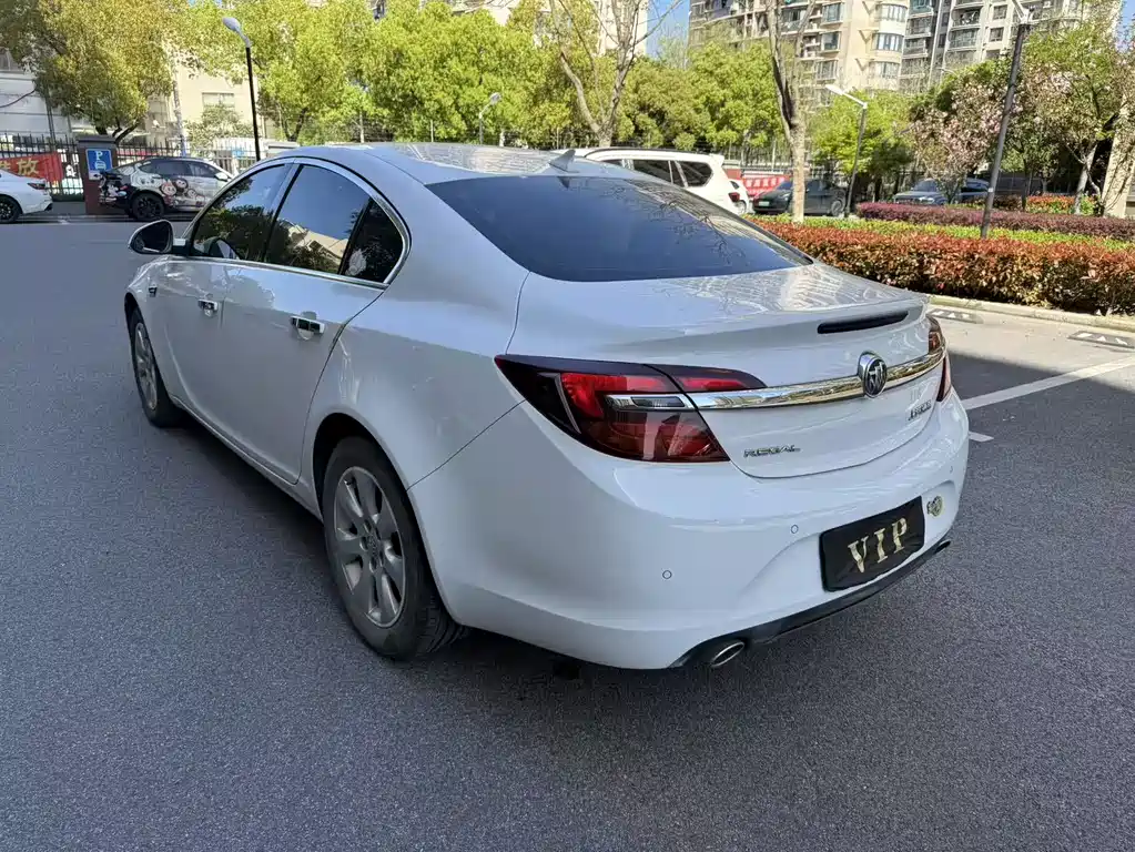 Buick Regal 2015 2.0L Lead Fashion