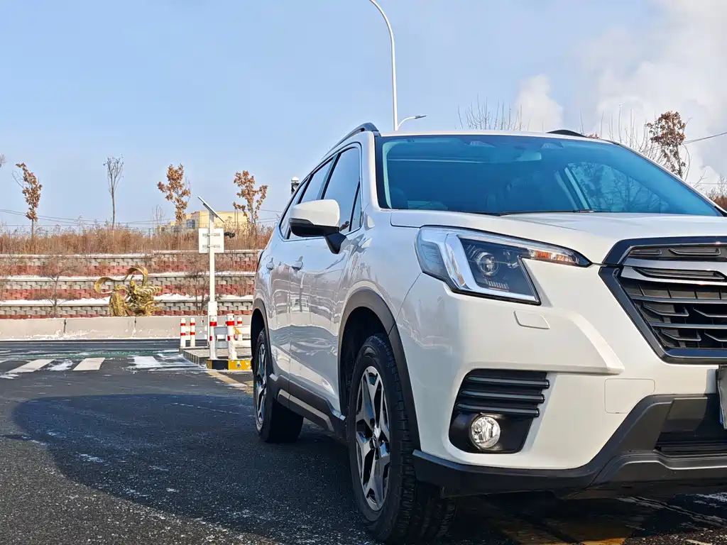 SUBARU FORESTER