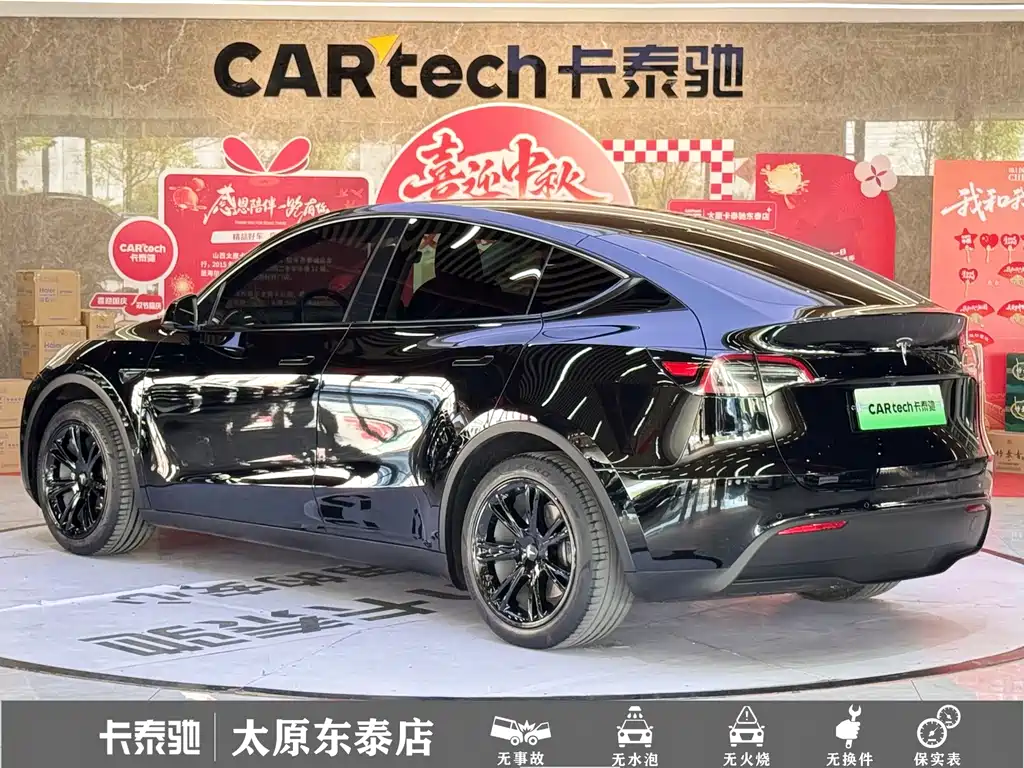 Tesla Model Y — миниатюра 27