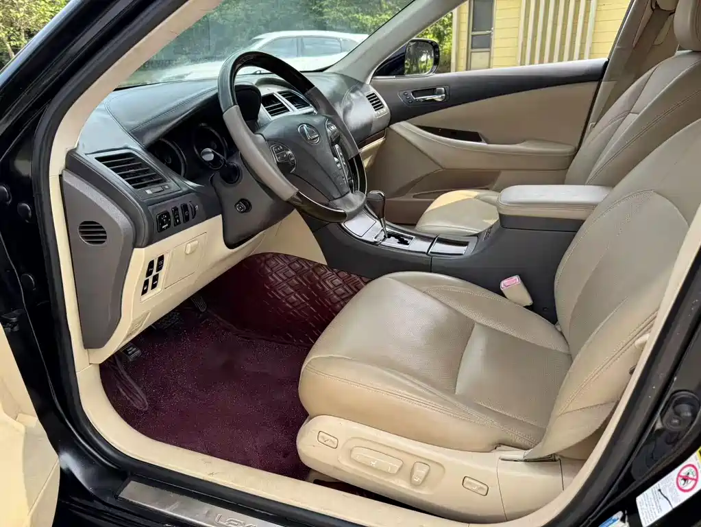 Lexus ES — миниатюра 5
