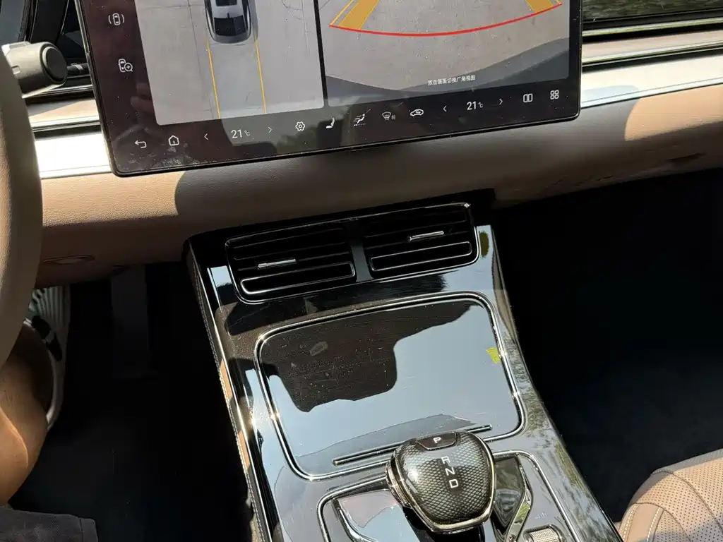 BYD Han 2025 DM-i 125KM Smart Drive