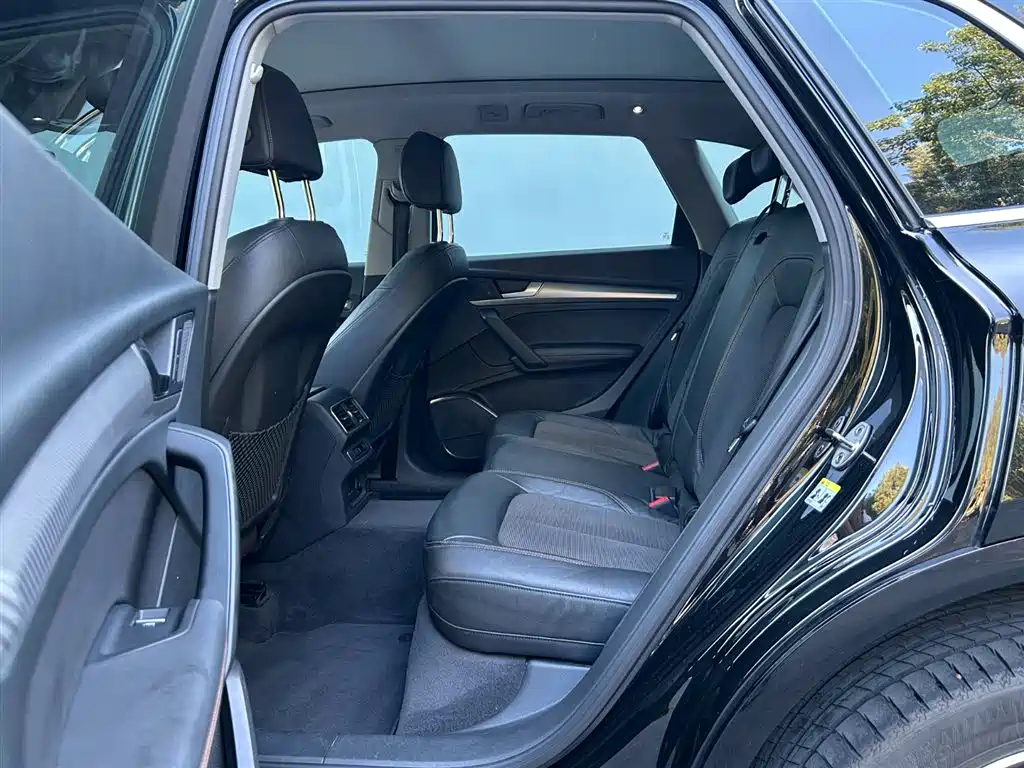 Audi Q5L — миниатюра 13