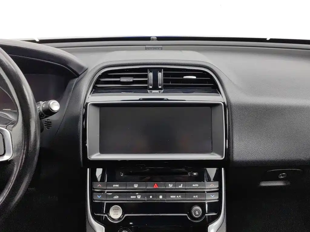 Jaguar XEL — миниатюра 12