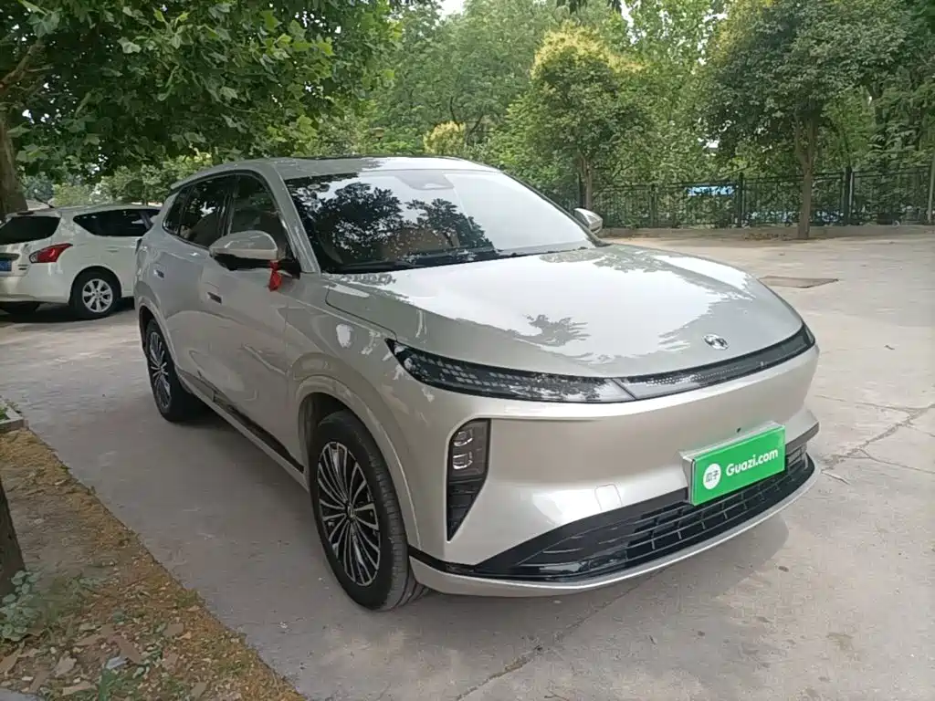Dongfeng L8 2025 185KM