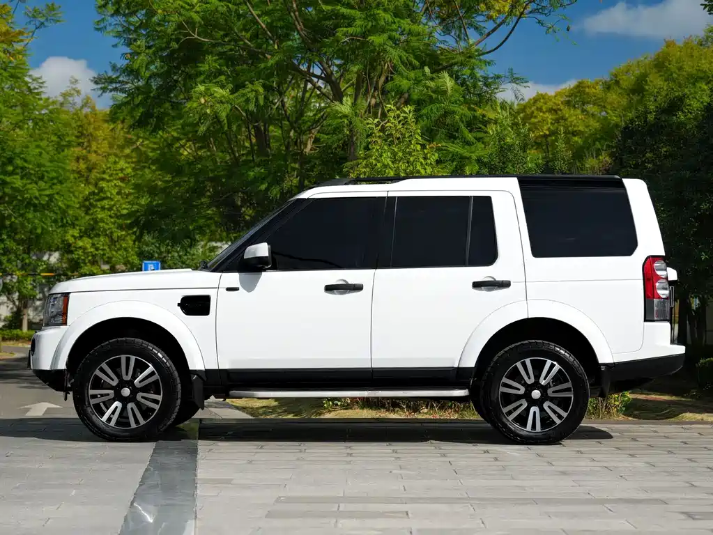 Land Rover Discovery — миниатюра 4