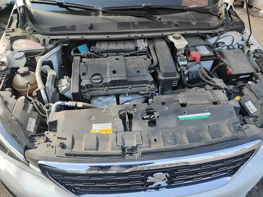 Peugeot 308 — миниатюра 10