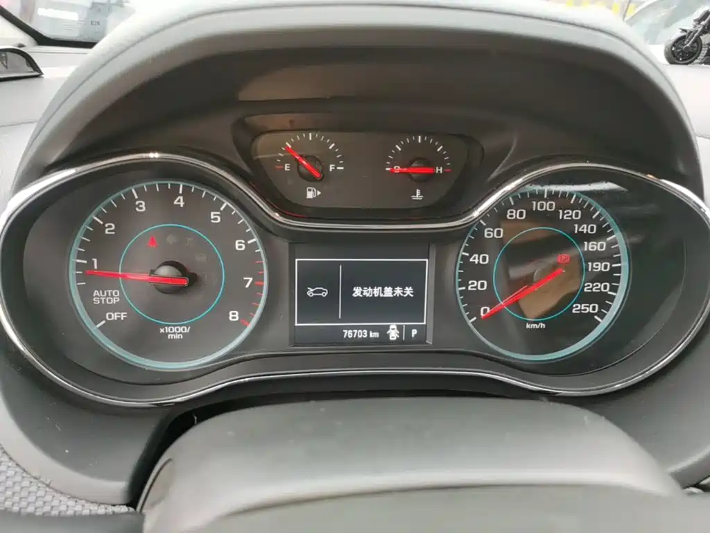 Chevrolet Cruze — миниатюра 12