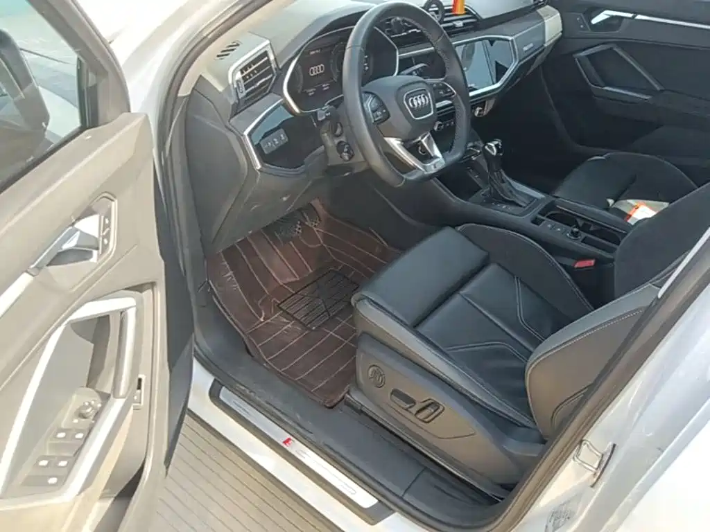 Audi Q3 Sportback — миниатюра 16