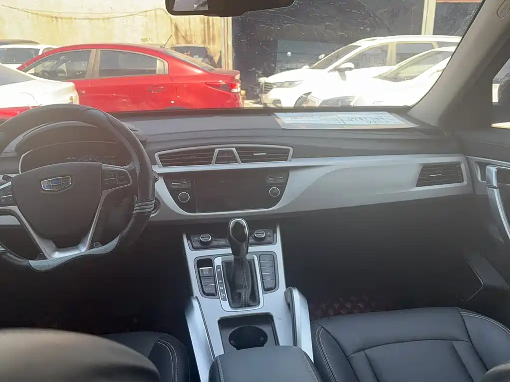 Geely Boyue — миниатюра 16