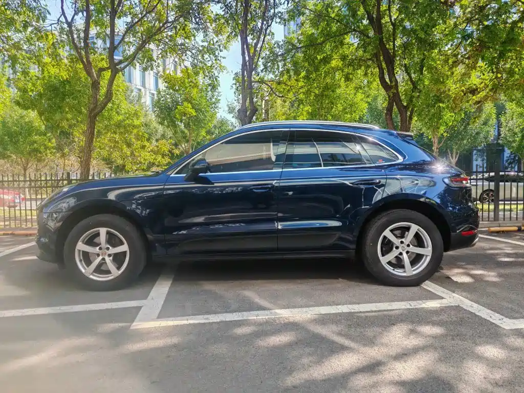 Porsche Macan — миниатюра 11